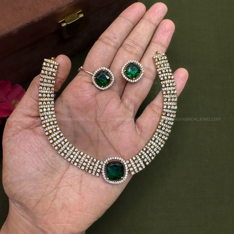 Single green centered stone .