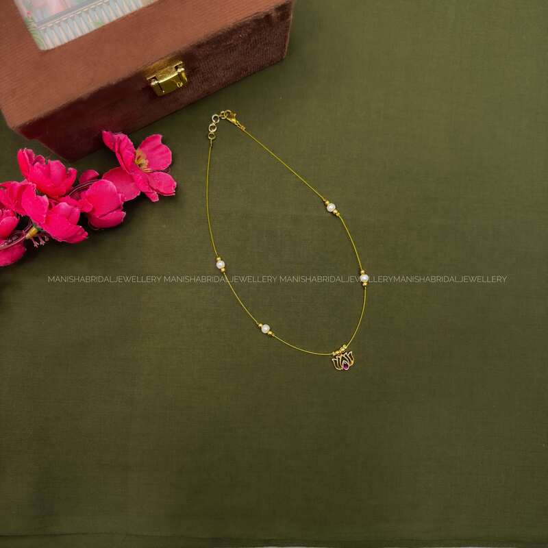 Invisible single lotus